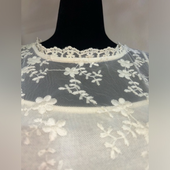 Cream lace dress with floral embroidery & long sleeves S - Picture 8 of 9